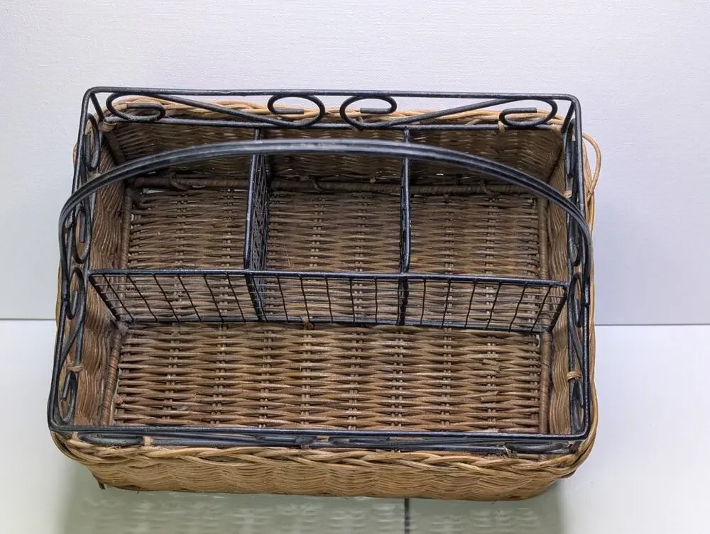 Wicker Rattan Flatware Utensil Caddy Black Metal Handle Rustic Farmhouse 12